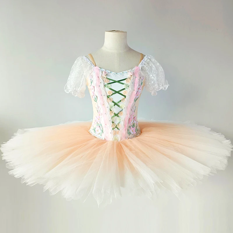 Private Custom Professional Ballet Tutu Handgefertigte Variation aus Coppelia Stage Performance