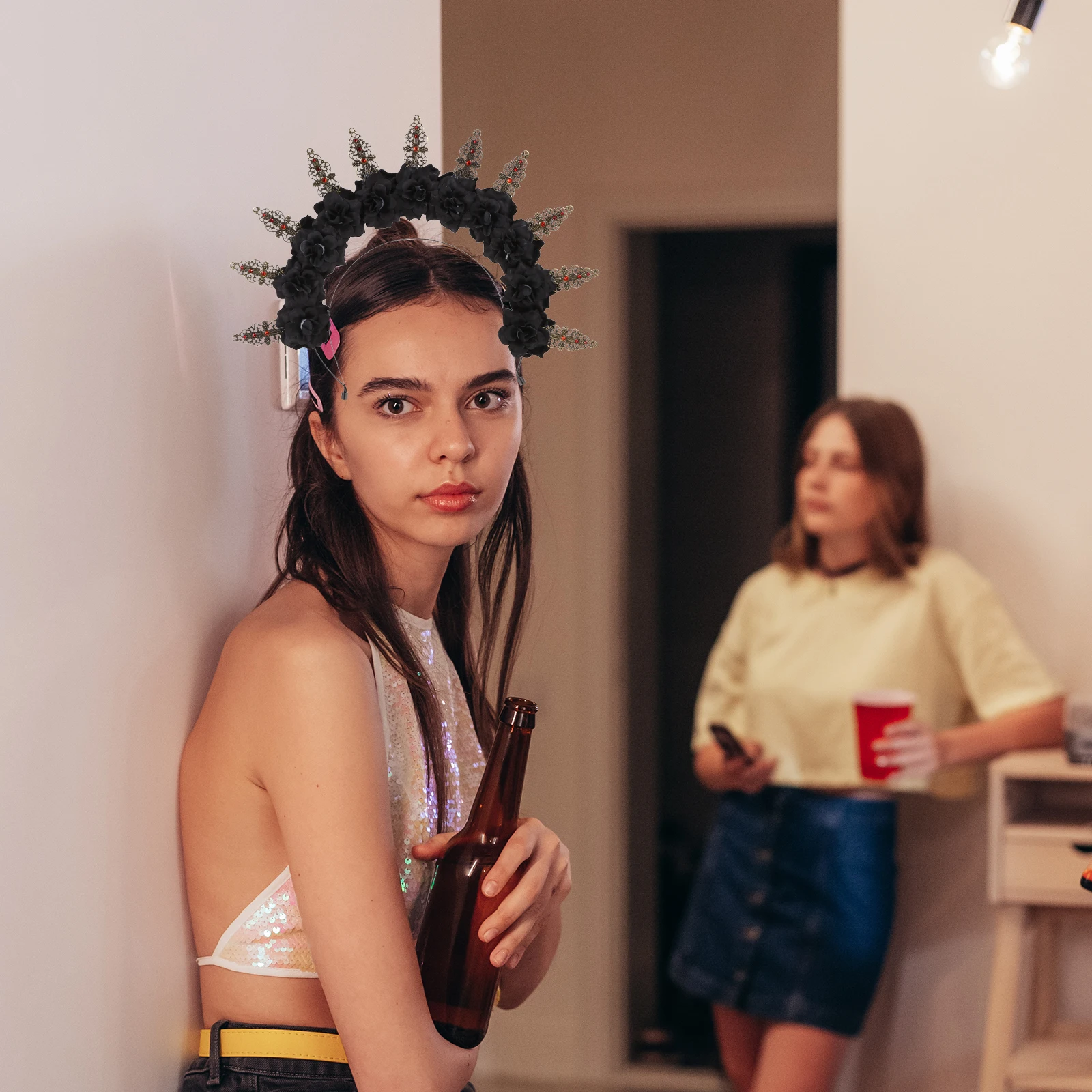 

Stylish Hairband Metal Flower Headpiece Tiara Crown Hair Ornament for Brides Girls Women Festival Party Headdress