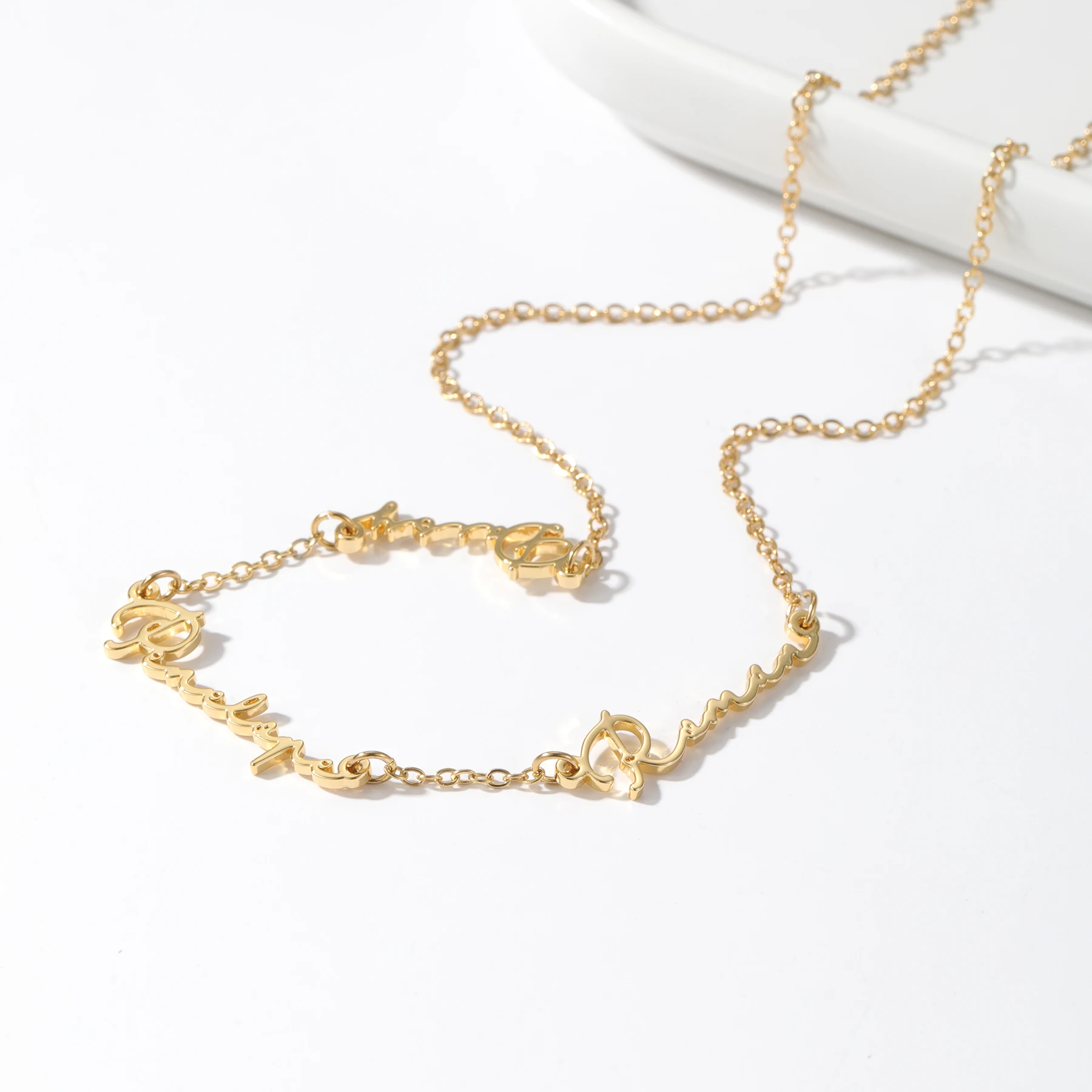 

Ожерелье с именем на заказ, кулон с несколькими именами, позолоченная нержавеющая сталь 18 карат, персонализированный роскошный рождественский подарок 2025 для женщин