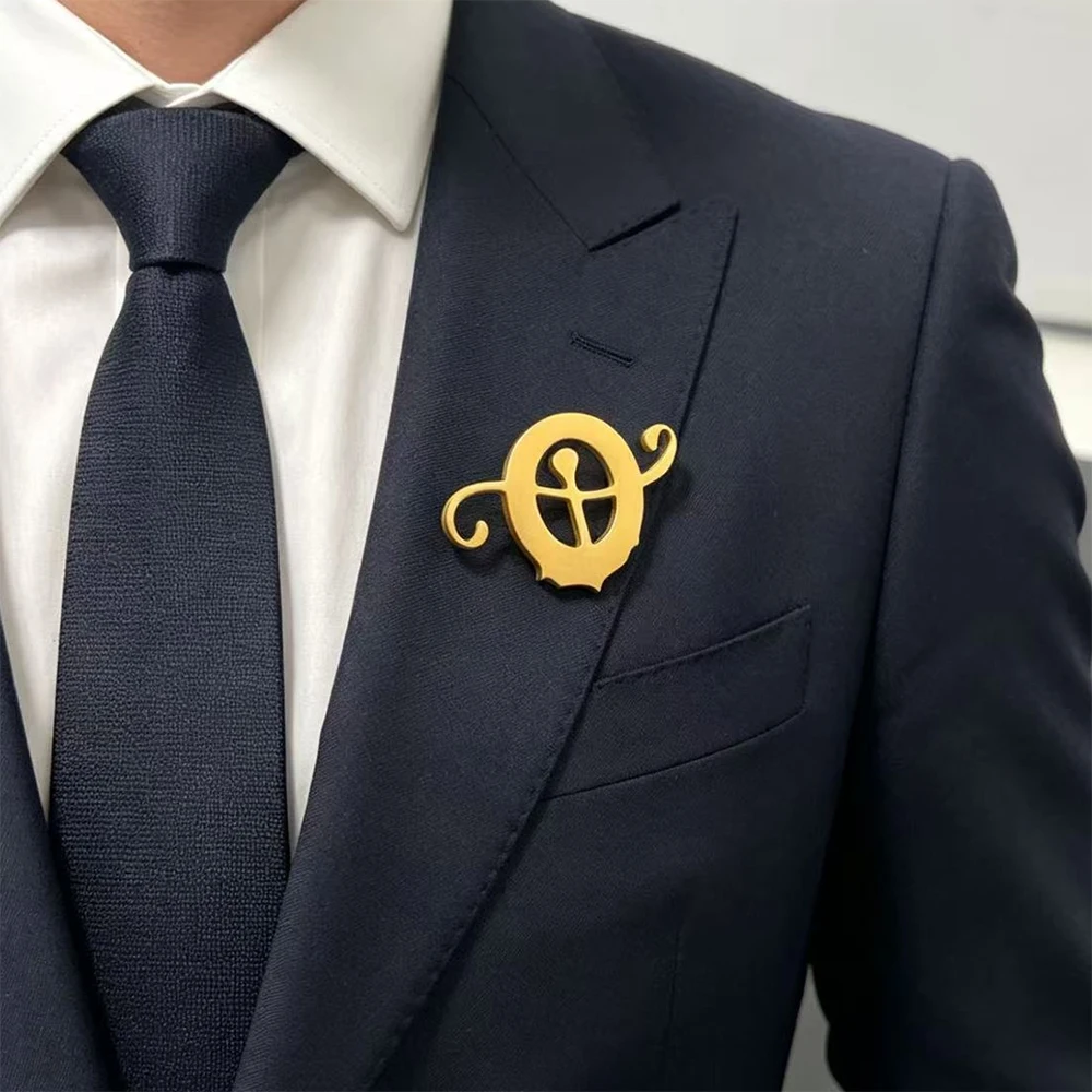 Stainless Steel Custom Logo Skull Bandana Brooch 3 Colors Gold Silver Black Engraved Biker Club Emblem Punk Lapel Pin