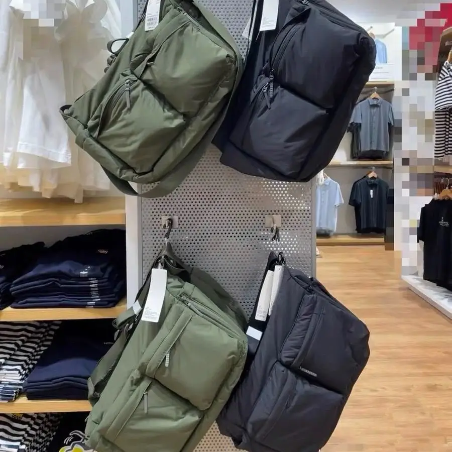 

Simple and Stylish Daily Outfit One Shoulder Casual Versatile Crossbody Bag Large Capacity Tote Bag