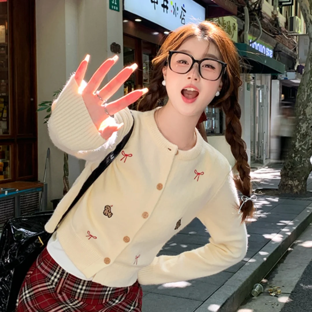 

Women's Elegant Sweet Knitted Cardigan Autumn Winter New O-Neck Long Sleeve Cartoon Embroidery Sweater Casual Versatile Top