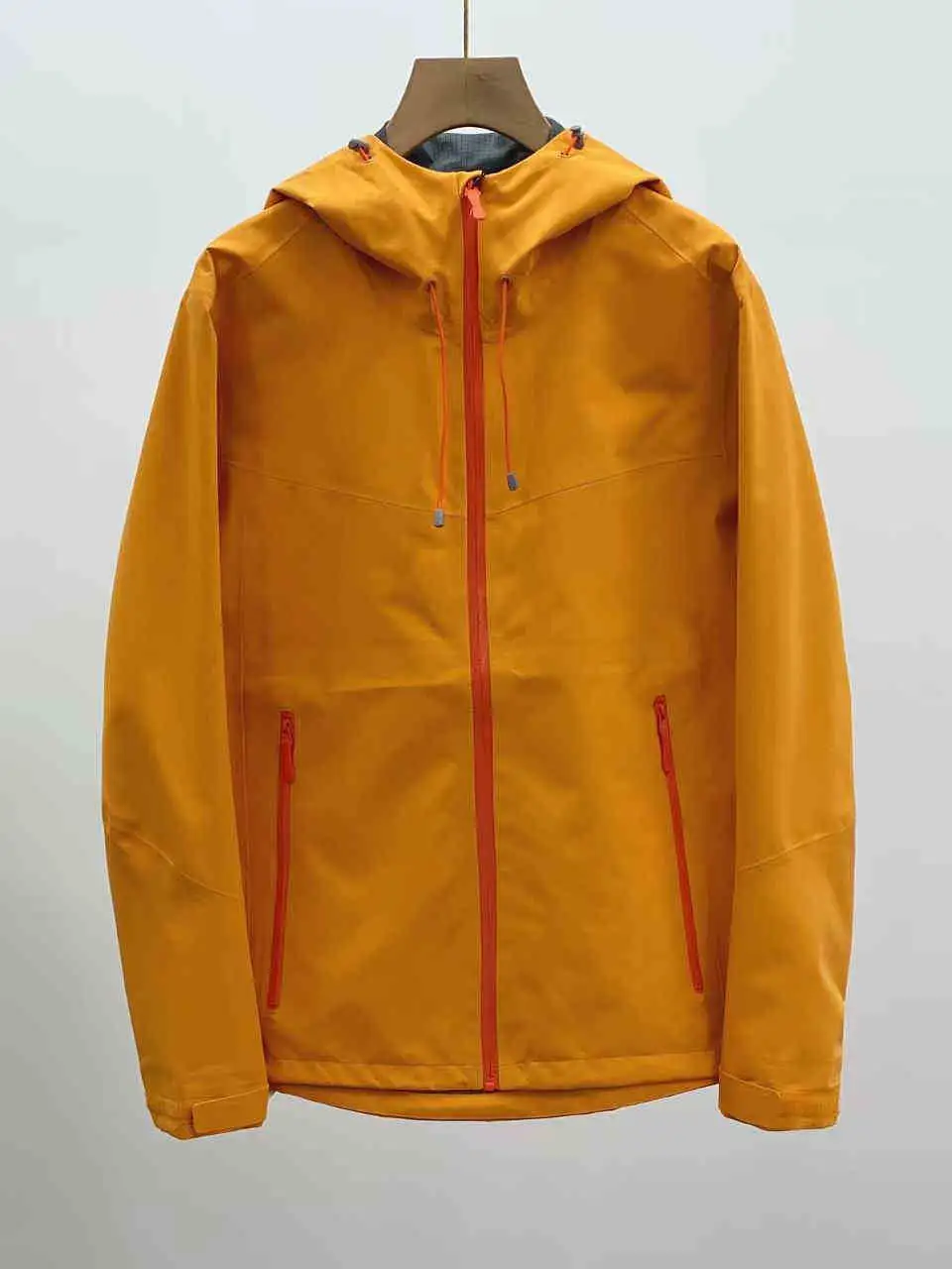 

Ветрозащитная и водонепроницаемая куртка для активного отдыха весна-осень с капюшоном, для путешествий, альпинизма и туризма, молодежная, свободного кроя, с длинными рукавами