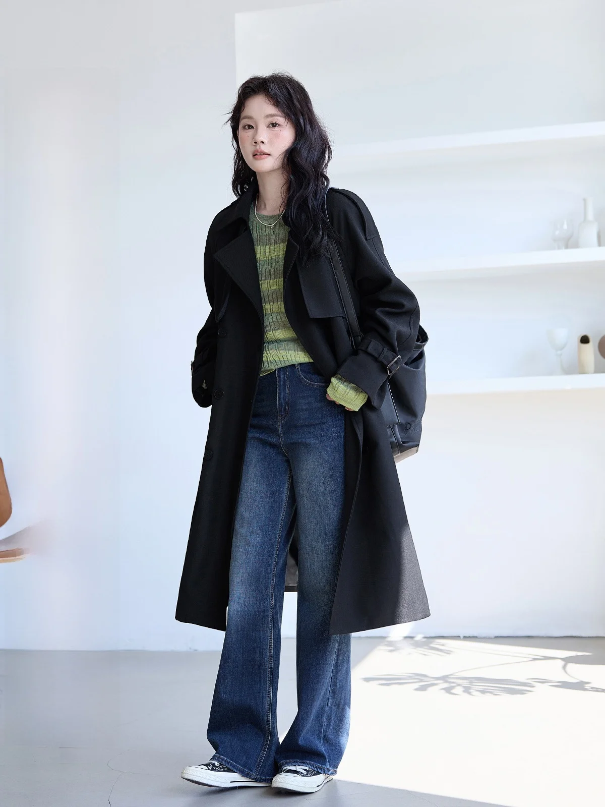 

HUIXI Bla Long Coat Women's 2025 New Sle Turn-down Collar Ele Commute Aosphere Windbreaker Outerwear