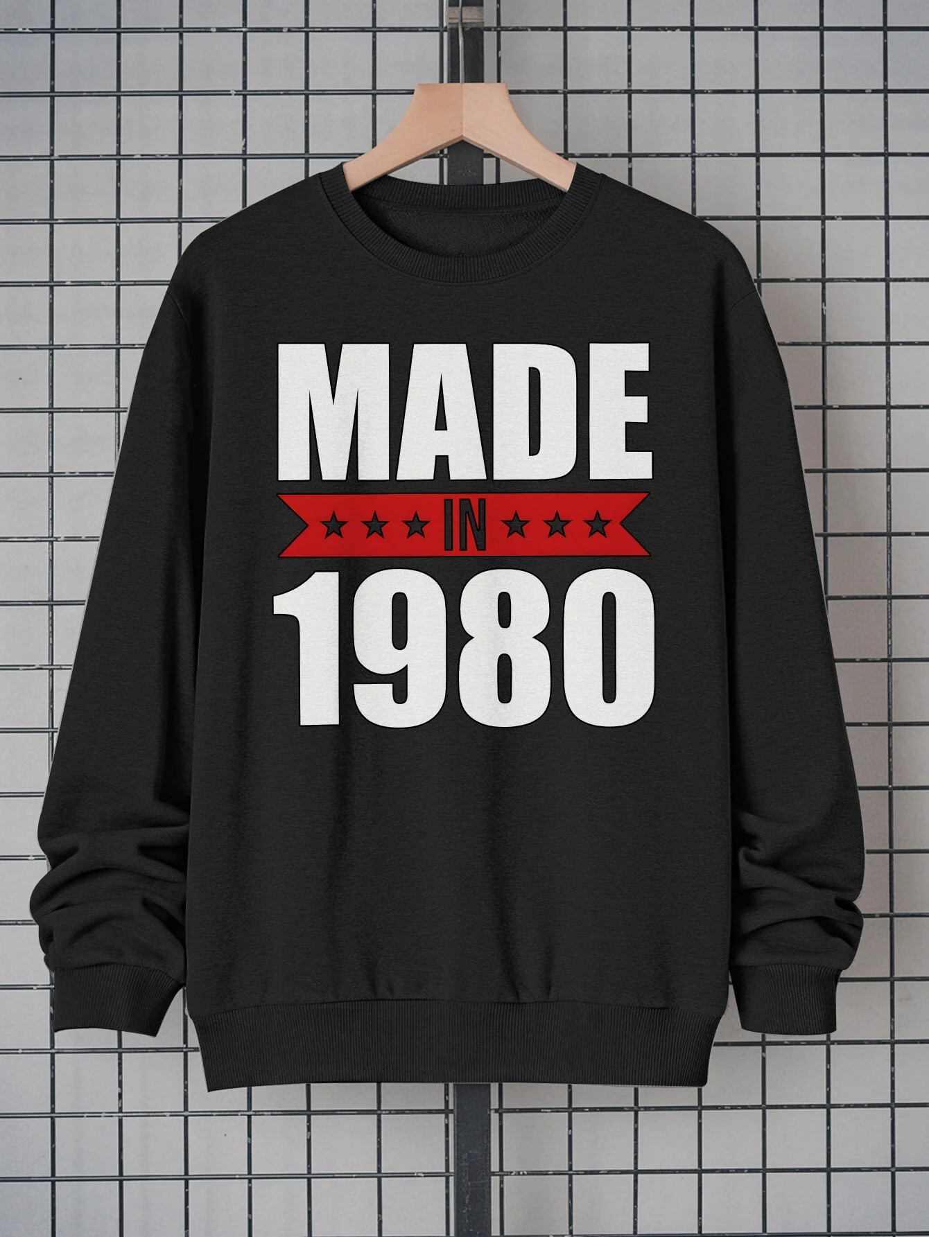 Comfortable Clothing Men's MADE Red Banner Print Hoodie Casual Streetwear Long Sleeve Round Neck Polyester Sweatshirt