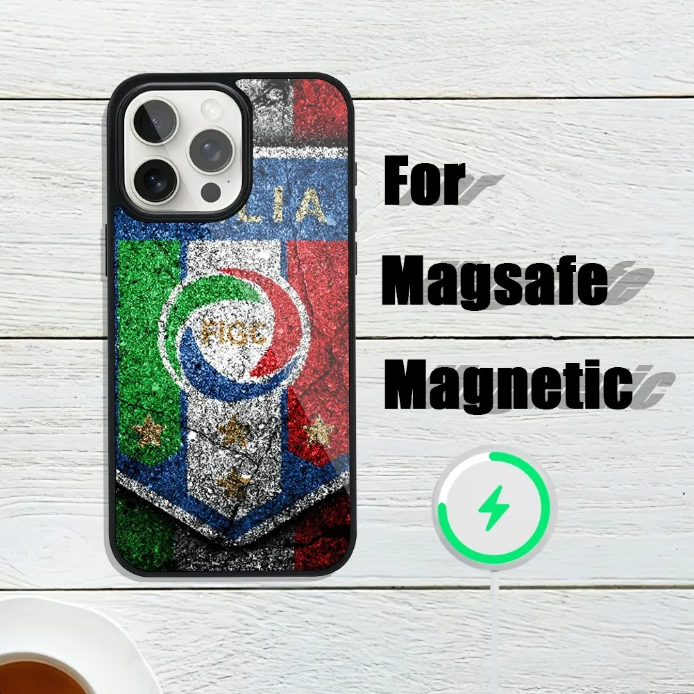 Italy Soccer Football Team Flag Phone Case For iphone 13 Plus 12 14 Mini 11 Max 15 Pro Magsafe Magnetic Wireless Charging Shell