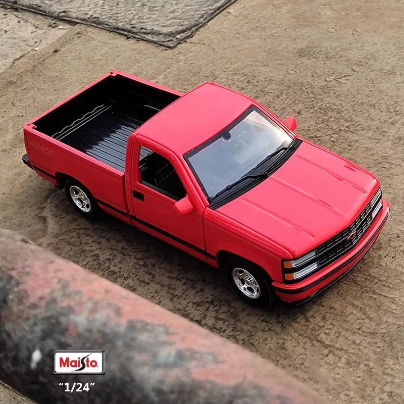 Maisto 1:24 Chevrolet 454 SS 1993 Pickup Alloy Car Diecasts & Toy Vehicles Car Model Miniature Scale Model Car Toy For Children