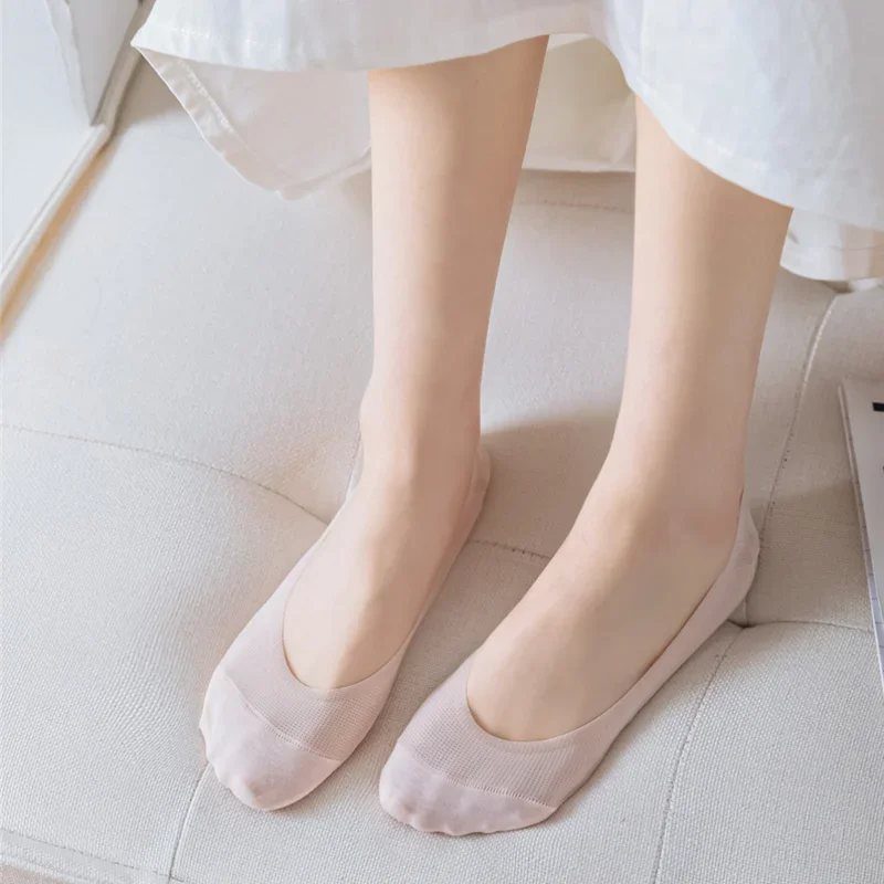 Chaussettes d'été pour femmes, maille fine, antidérapante, chaussures à talons hauts, semelle invisible en coton, chaussettes courtes, Tube bas