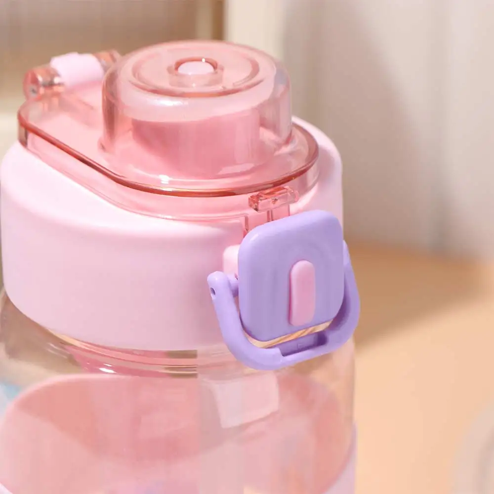 PC 800ml زجاجة مياه رياضية سعة كبيرة مانعة للتسرب كوب بلاستك ملون مقبض محمول مقاومة للسقوط غلاية رياضية خارجية