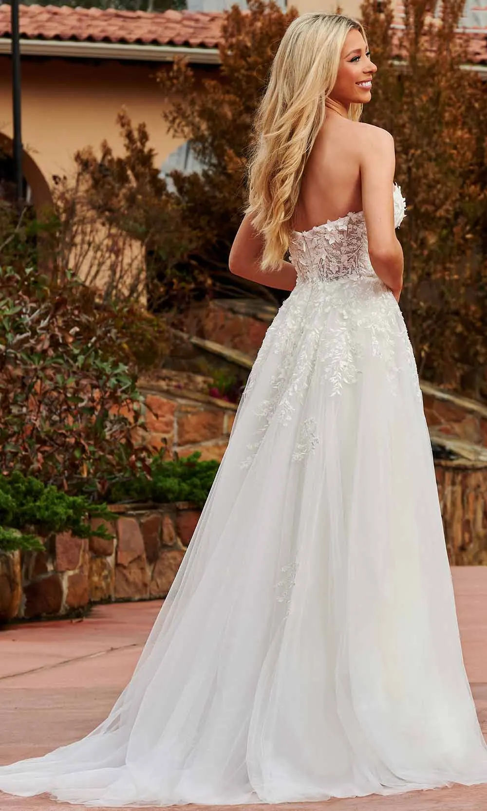 Tulle Strapless Appliques Wedding Dresses With Detachable Three Quarter Sleeve Elegant A-line Sweetheart Floral Bridal Gowns