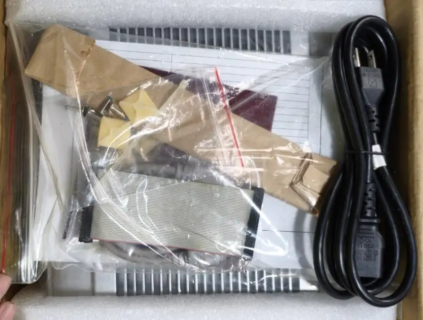 eBOX746A-FL Sistema integrado sin ventilador eBOX746A-FL-RC BOX PC Nuevo original con procesador VIA hasta 1,5 GHz SBC84710 A4-RC