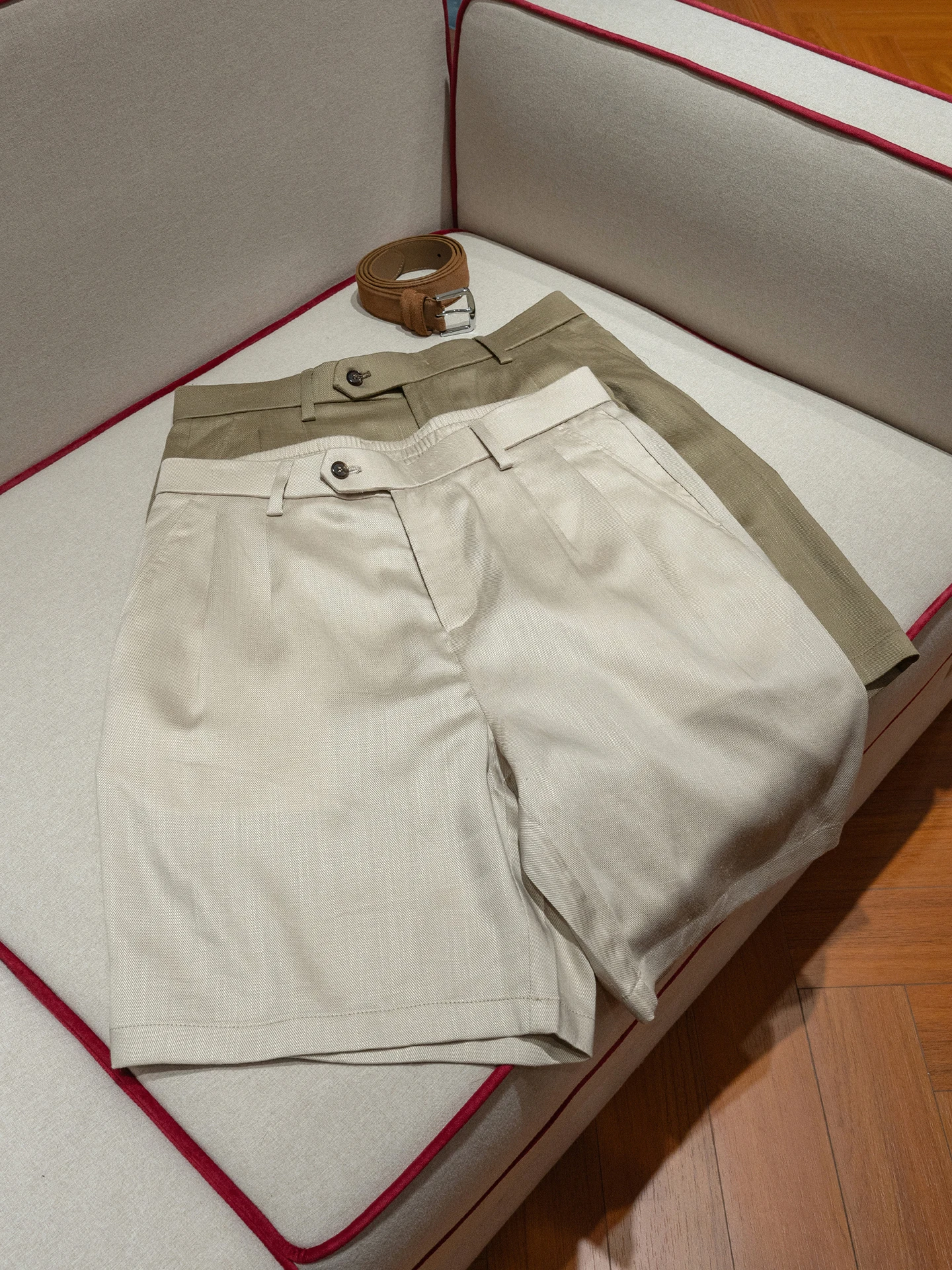 

Comfortable Breathable Men's Casual Linen Shorts Five-Quarter Length Lenzing Lyocell Blend Cool Feeling Loose Fit Straight Leg