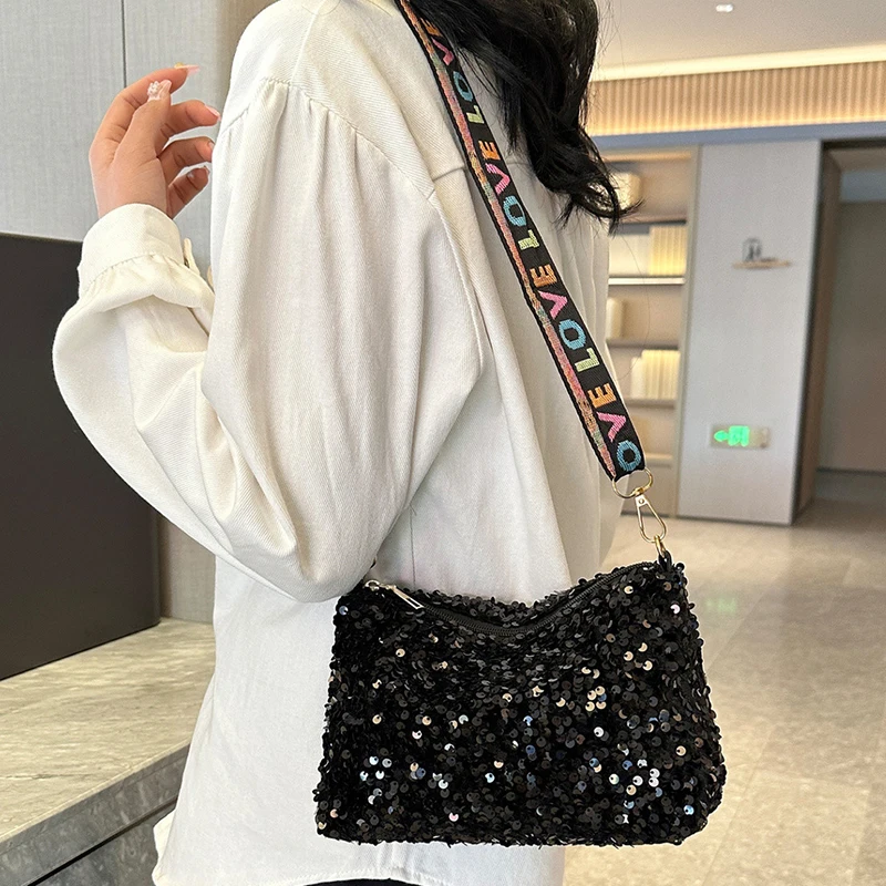 ユニークなストラップデザインの女性用スパンコールスクエアクロスボディバッグ、特別な機会やパーティーに最適なエレガントな小さなショルダーバッグ