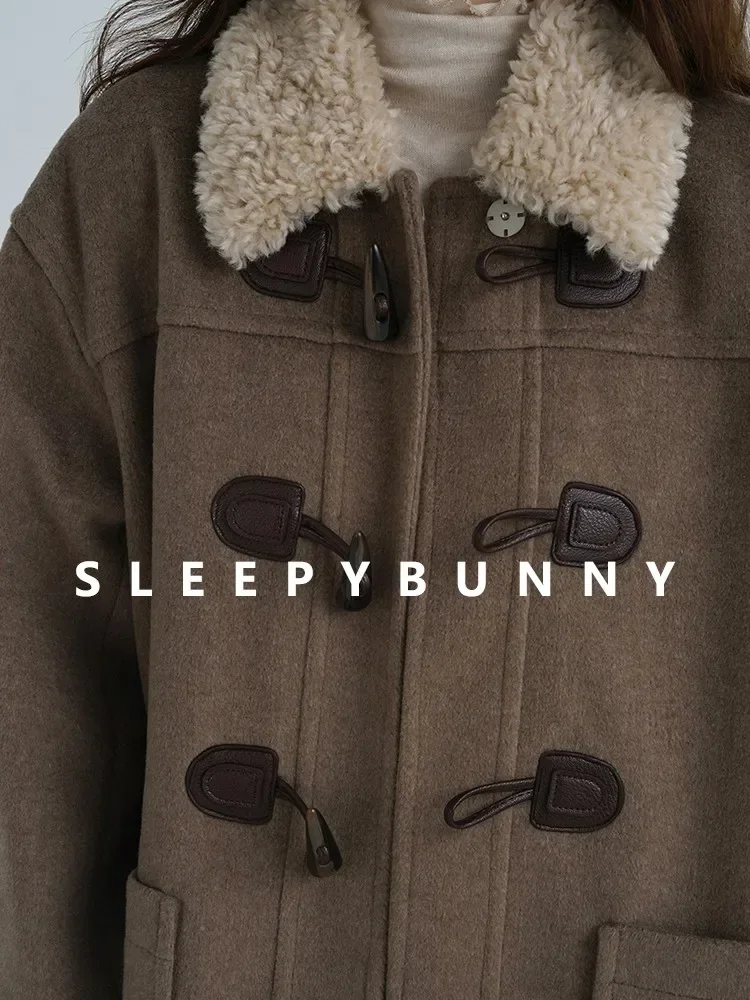 Vintage Wool-Like Horn Coat with Lamb Wool Collar Stylish Cozy Women Wool-Like Overcoat Warm Elegant Outerwear for Fall Winter