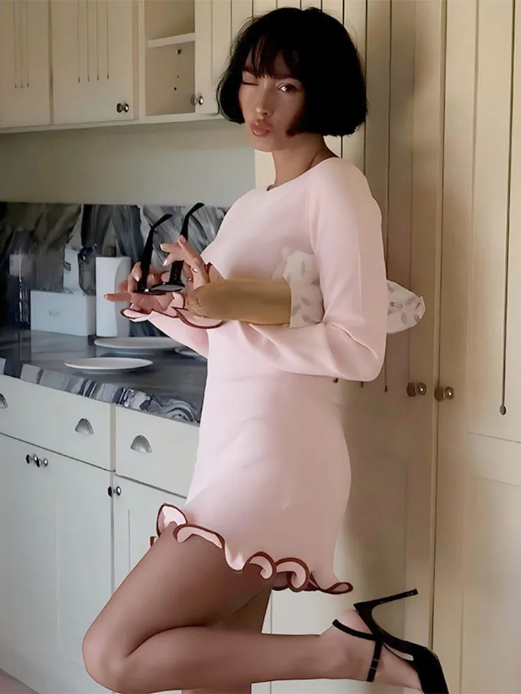 Abiti con orlo arricciato a maniche lunghe per le donne Abiti eleganti da spiaggia estivi per le vacanze Abiti da festa 2025 Abito aderente con scollo a O da donna