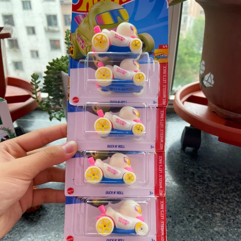 

Genuine Mattel Hot Wheels Cars Model Car Night Light Duck Toy Car Inertial Toy Metal Die-Cast Model Collect Toy Vehicles C4982