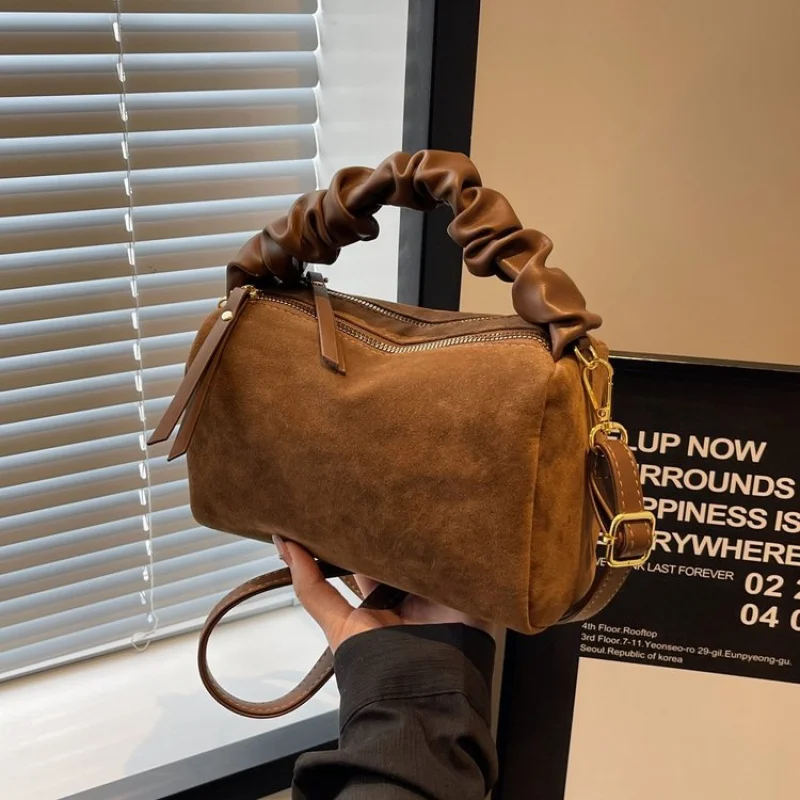 우아한 가죽 여성용 메신저 백 하이엔드 럭셔리 브랜드 패셔너블 클래식 파리 통근 빈티지 데일리 백 ​