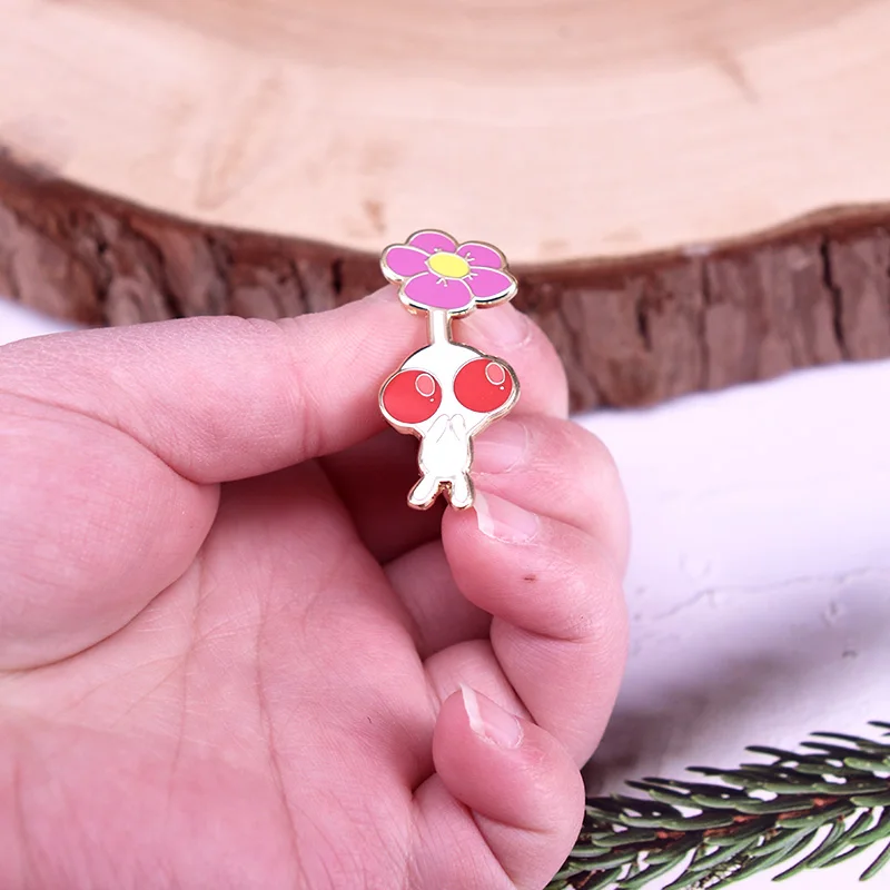 White Pikmmin Enamel Pin Cute Game Character Badge Brooch Gamer Gift Backpack Decoration view 3