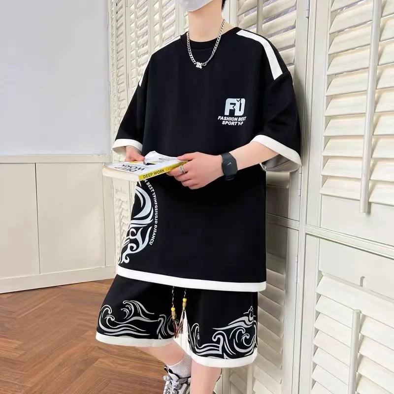 

New Summer Men's Black Sets Basketball Suits Korean Youth Tracksuits Harajuku T-shirt Shorts 2 Piece Set Designer Clothes Men
