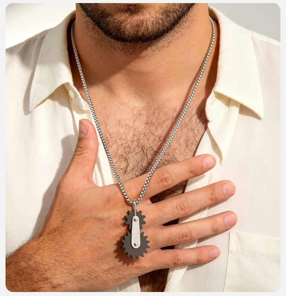 Vnox Drehbare Zahnrad-Anhänger-Halskette für Männer, Edelstahl-Kastenkette in Schwarz und Silber, Punk-Biker-Mechanik-Schmuck, Geschenk – Detail 3