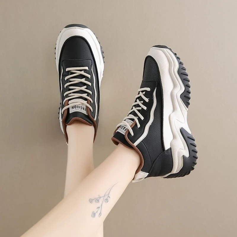 

Women's Sporty Chunky Sneakers Autumn Korean Ins High Top Thick Sole Shoes Non Slip Rubber Sole for Gym Streetwear All Match