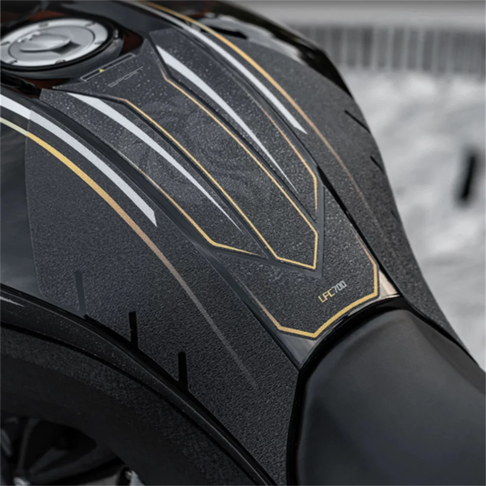 For Benda LFC 700 LFC700 anti slip fuel tank sticker thick wear-resistant armor sticker protective film body decal sticker