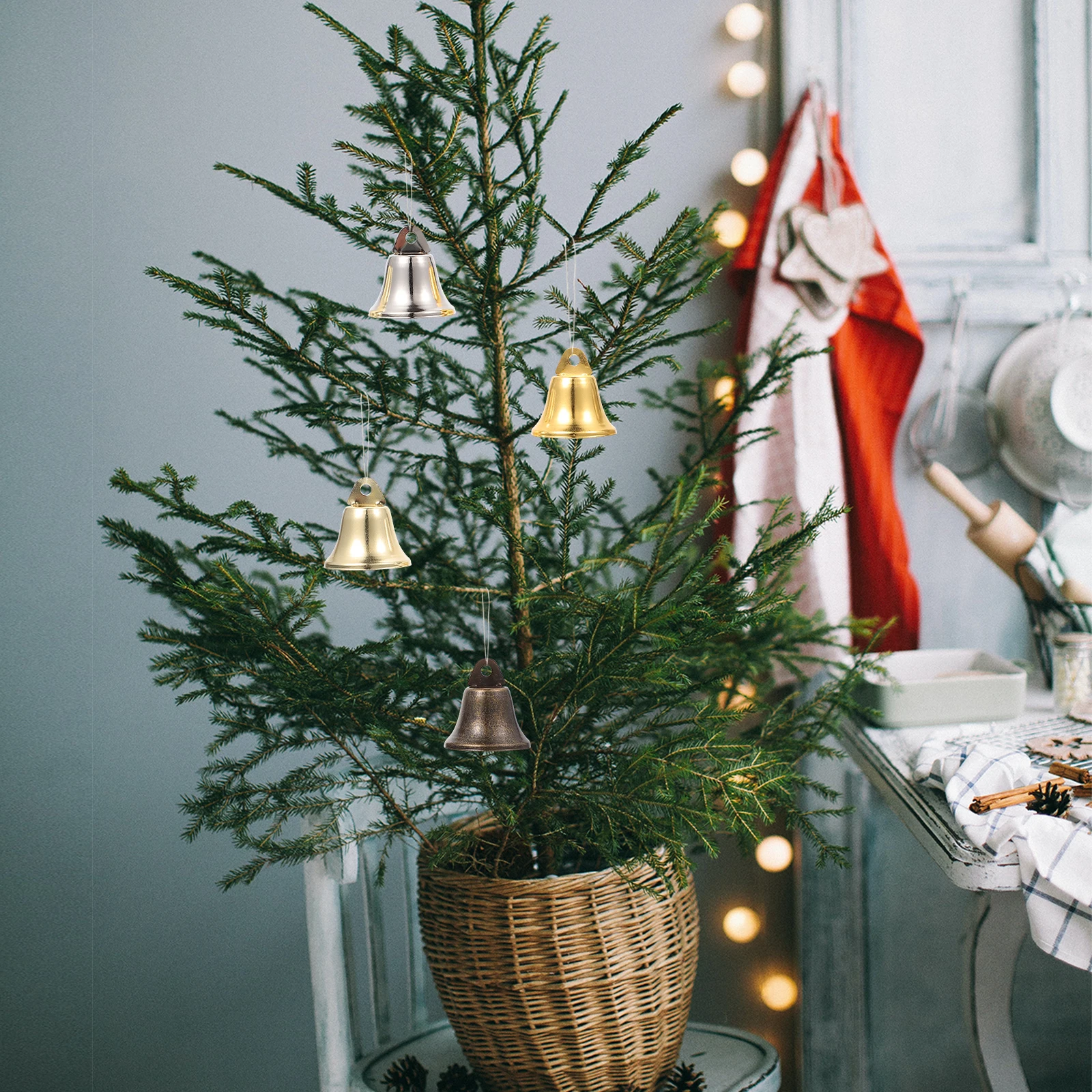 

10Pcs Handheld Tinkle Bell Iron Cattle Bells for Anti-Lost Animal Grazing Supplies Loud Farming Livestock Hanging Pendant