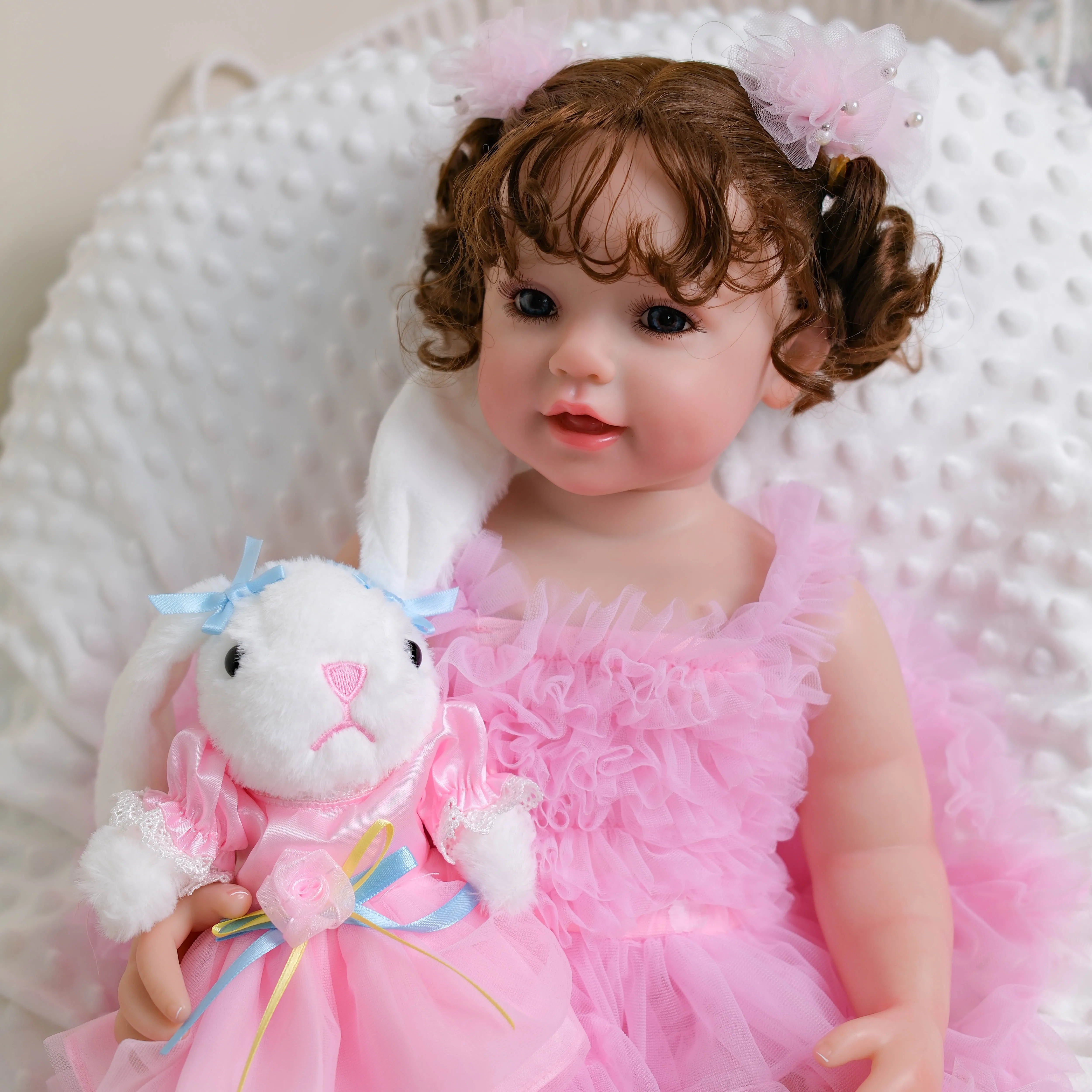 NPK 22'' Ręcznie Malowana 3D Skóra Wysokiej Jakości Całe Ciało Winylowa Lalka Reborn Niemowlę Uśmiechnięta Dziewczynka Bardzo Realistyczna z Włosami na Żyłce na Prezent dla Dziecka