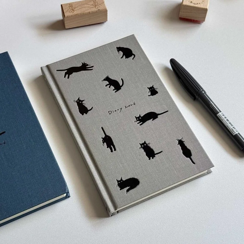 Simple Cartoon Kitten Illustration Notebook Convenient 2026 Hard Shell Schedule Book Multi Functional Color Page