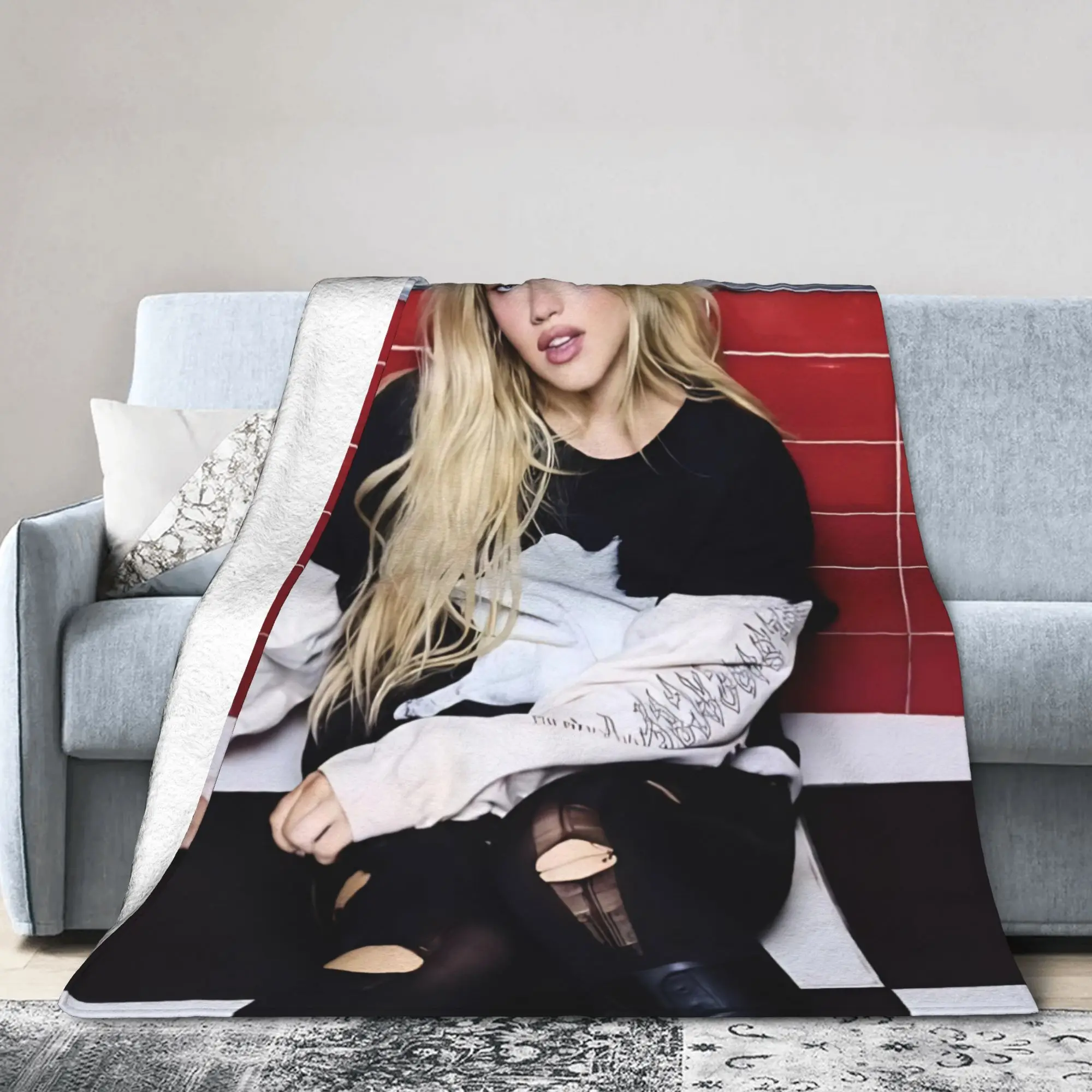 Bad Taste Freyas Singer Skyes  Blankets Coral Fleece Plush All Season   Multifunction Throw Blanket for Sofa Travel Bedspread