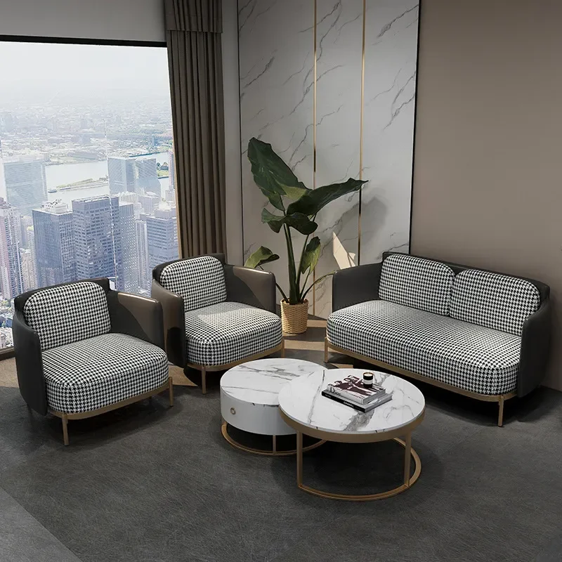 Nordic Modern Single Sofa Light Luxury Tufted Accent Chair for Living Room Hotel Balcony Casual Lounge Seating Furniture
