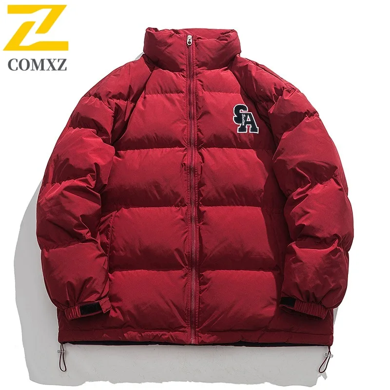 

COMXZ 2025 воротник-стойка с подкладкой, мужское зимнее новое модное пальто с буквенной аппликацией и вышивкой, толстое теплое морозостойкое пальто, красная хлопковая мужская одежда