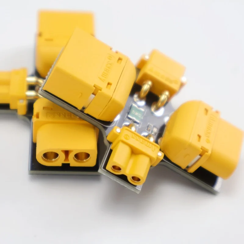 حامي ماس كهربائى 1-6S 30 فولت XT30 XT60 اختبار تركيب الصمامات وحدة توصيل آمنة لنماذج طائرة بدون طيار RC FPV