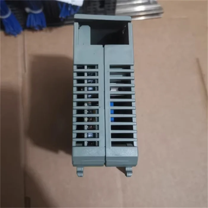 Brand New and Original Input Module 3AI775.6 Analog Input Module