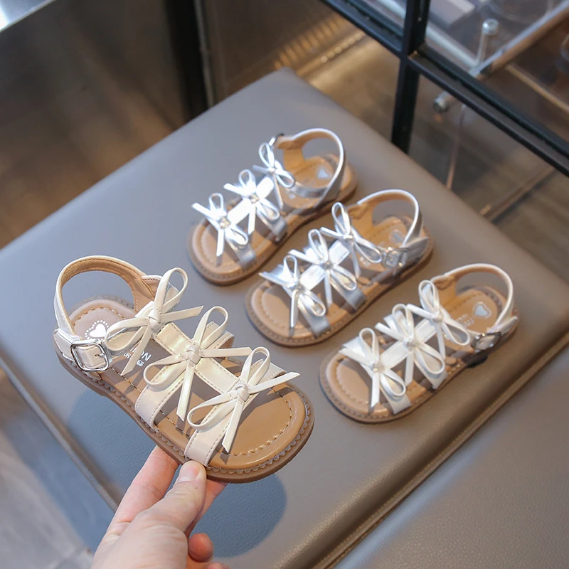 

Children's Sandals Summer New Fashion hollow out Girls Princess Shoes Sweet Bowknot Versatile Kids Elegant Party Flat Sandals