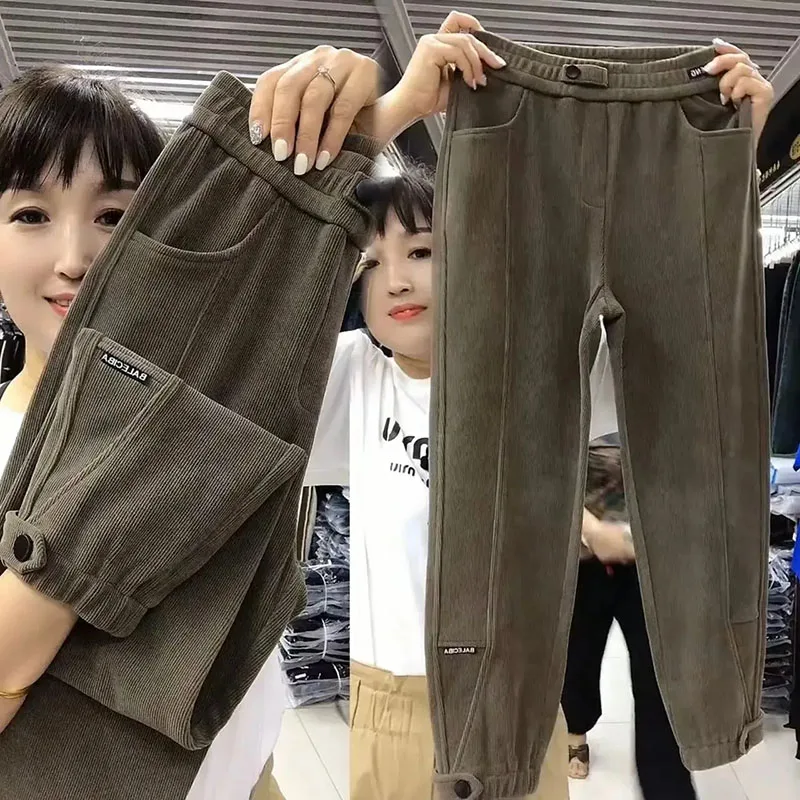 

2023 New Fashion Corduroy Pants Female Autumn Winter Harem Pants Leisure Add Velvet Keep Warm Lady Loose Little Feet Pants 4XL