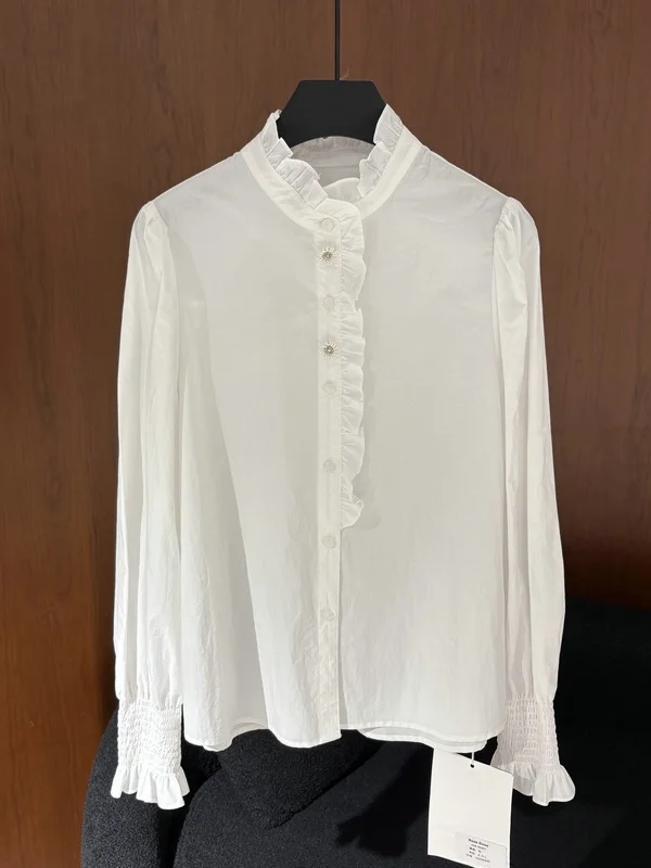 

Весна 2026 Женская рубашка из чистого хлопка на пуговицах с текстурным узором «грибок» и цветочными вставками, эластичными расклешенными рукавами, в нежном стиле