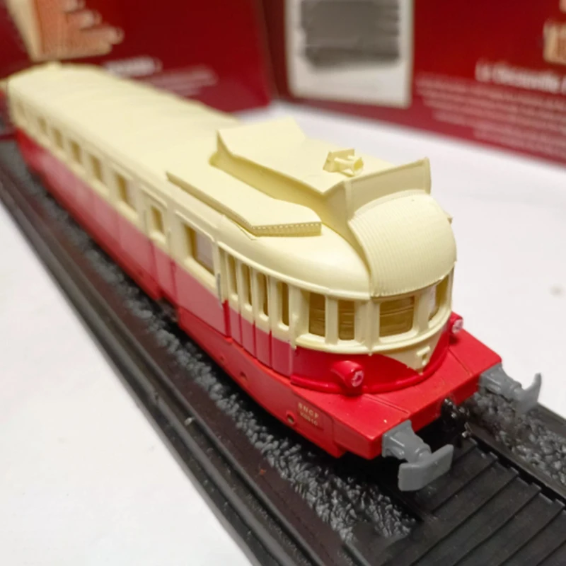 ATLAS 1:87 X-2100 SNCF VH รถรางจําลองรถไฟคอลเลกชันจอแสดงผลของเล่นเครื่องประดับของขวัญ