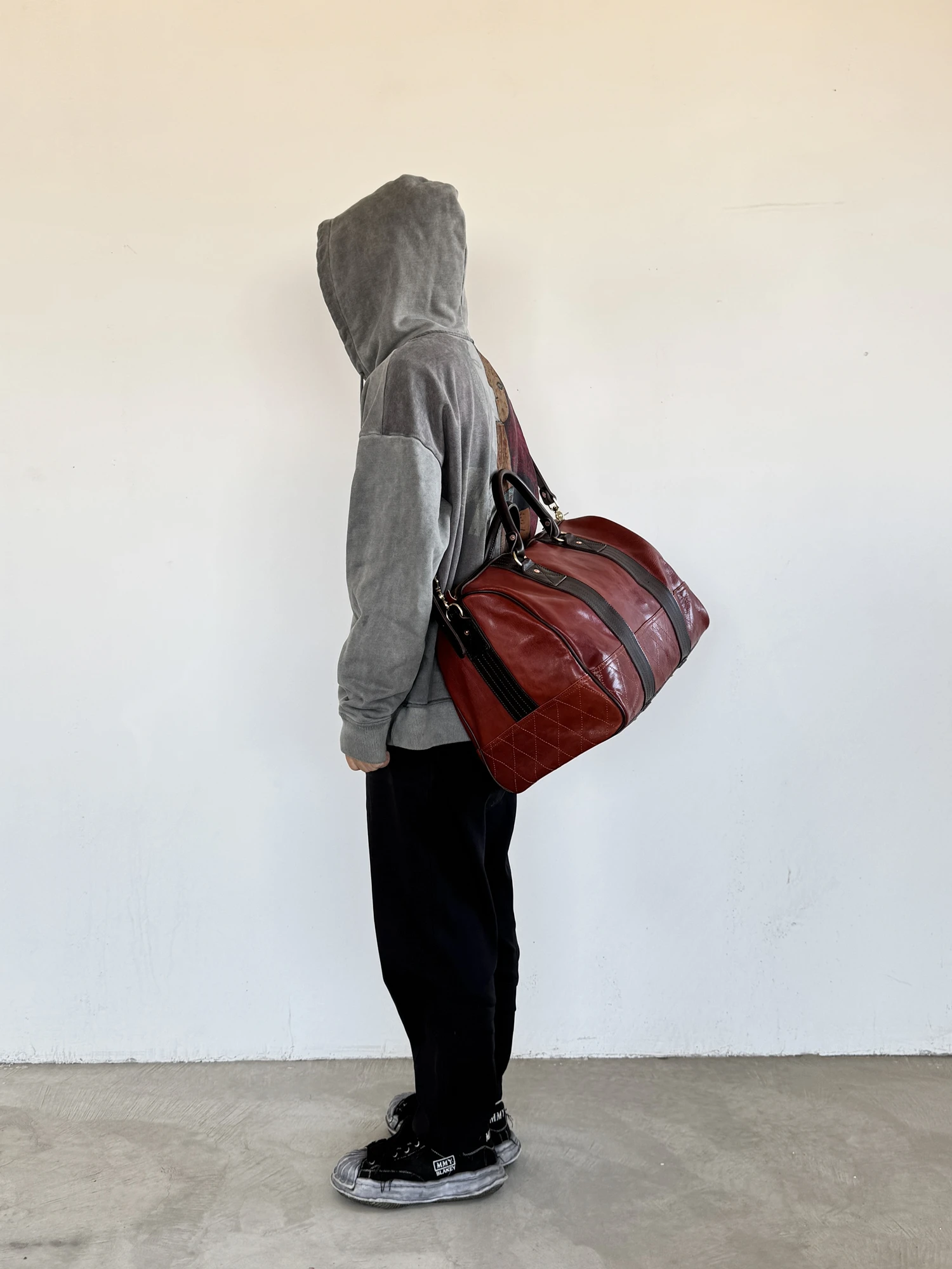 Simple vintage high quality vegetable tanned cowhide men travel bag outdoor sports fitness genuine leather handbag crossbody bag