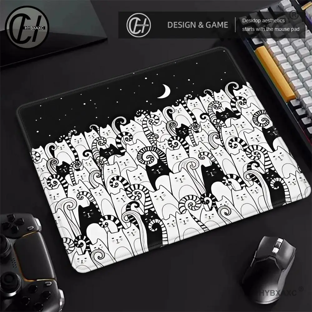 Retro Checkered Black White Cat Extended Mouse Pad, Grid Seamless Kitten Pattern Non‑Slip Rubber Keyboard Desk Mat for Gamer