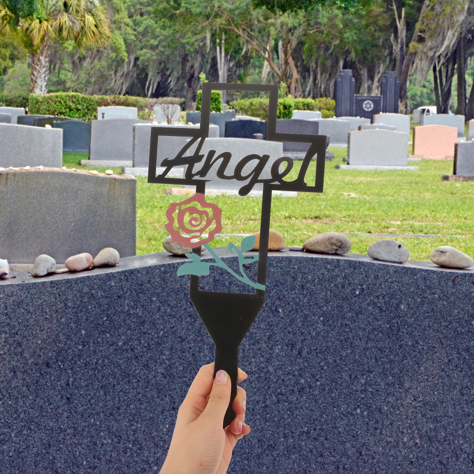 

Memorial Garden Decoration Plaque Pile Cemetery Graves Metal Cross Stake Red Love Signs Sturdy Iron Yard Lawn Cemeteries Grave