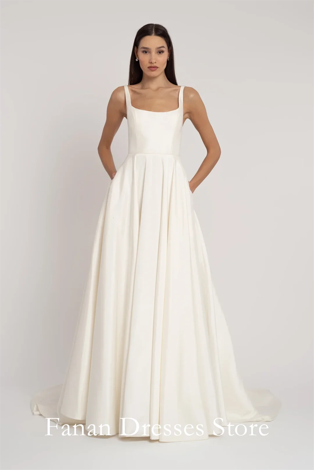 Square Neck Sleeveless Backless Ruched A-Line Wedding Dress Side Pocket Ivory Minimalist Maternity Bridal Gown For Photoshoot