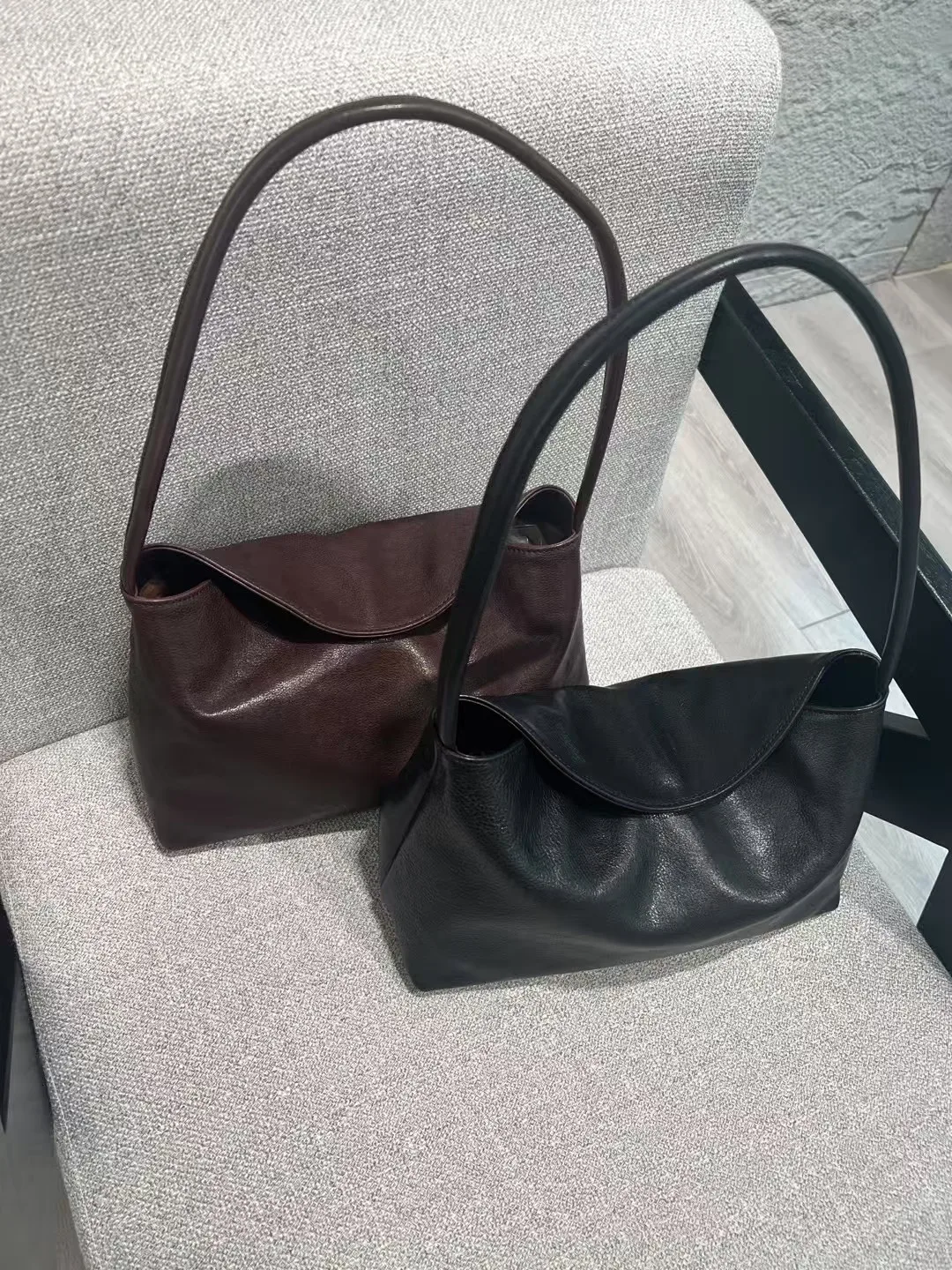 

Повседневная женская сумка большой вместимости из натуральной кожи, новинка 2025 года, простая сумка через плечо для отдыха