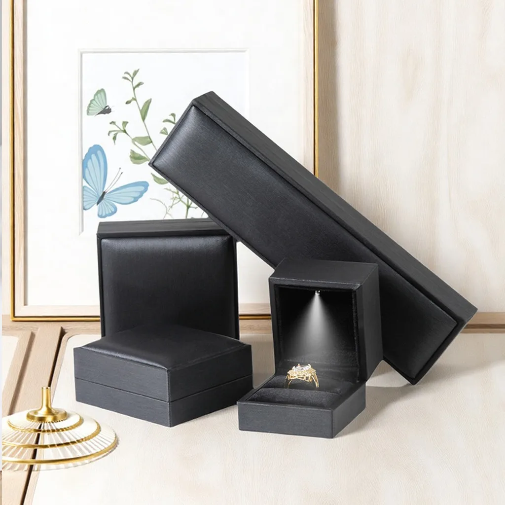 Luxury LED Light Jewelry Box Women Glitter Brushed PU Leather Jewelry Packaging Case Gifts Ring Necklace Bracelet Storage Box