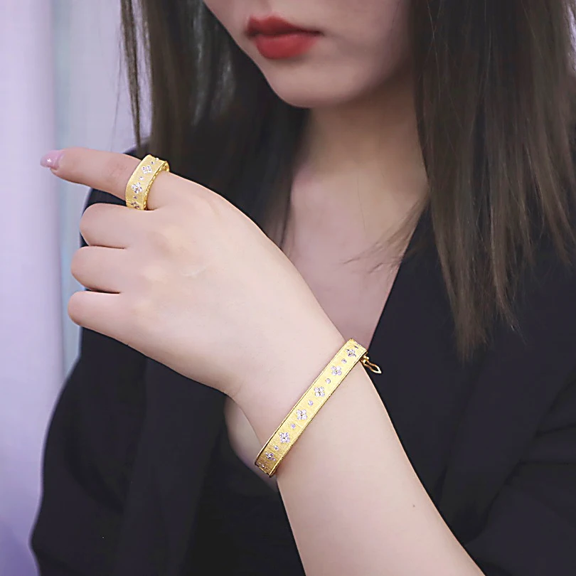 Luxury Italian Craft Jewelry Plated Square Geometric Bracelet Gold 925 Silver Elegant Small Four Leaf Flower Vintage BANGLES 9mm