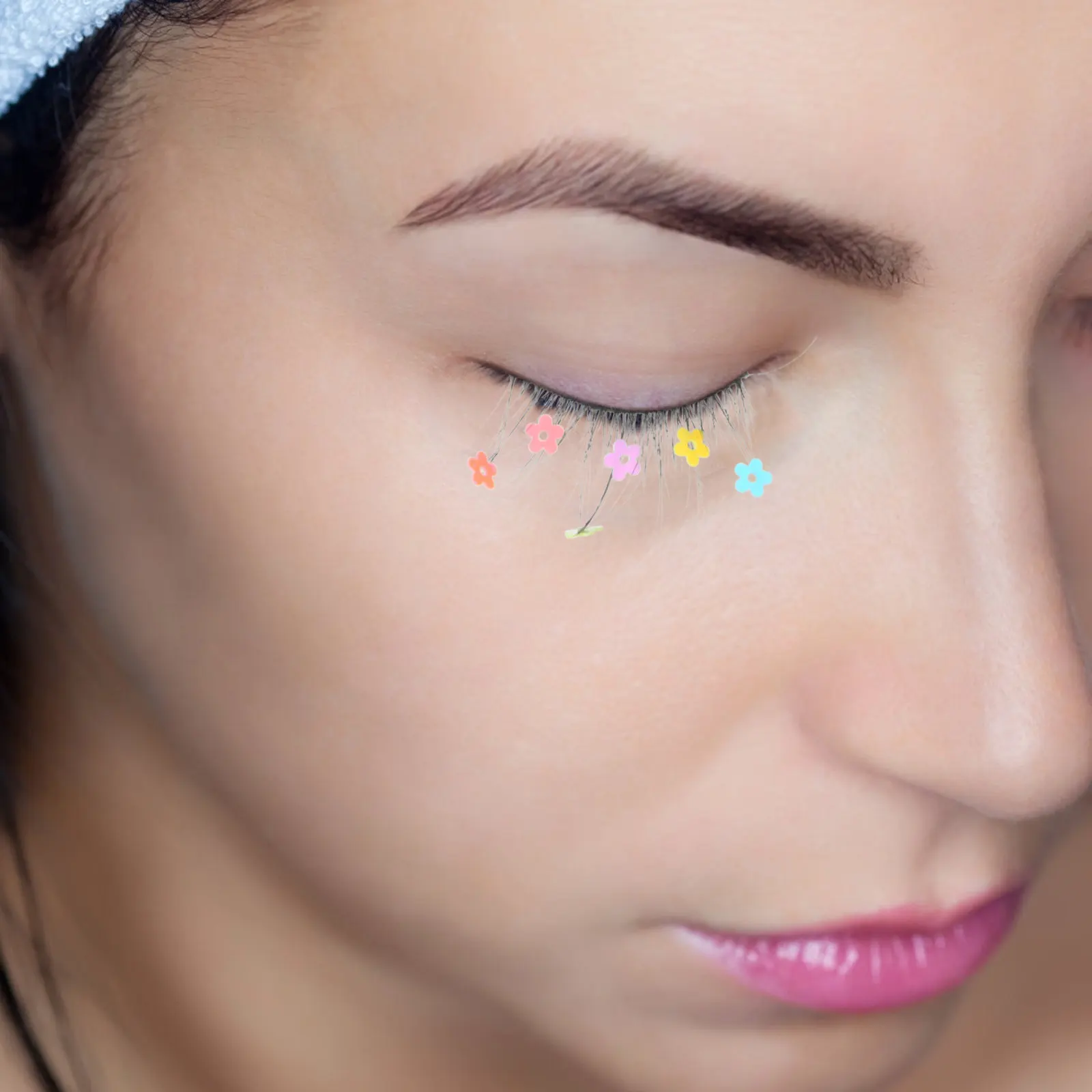 

3 пары модных блестящих накладных ресниц с эффектом объема и сияющими кончиками для создания яркого образа глаз, набор для самостоятельного макияжа на особых случаев