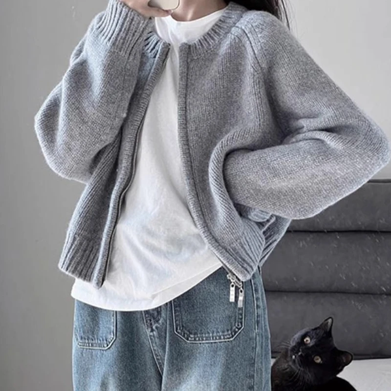 الخريف الحلو بلون محبوك سترة الكورية س الرقبة سستة سترة المرأة لطيف نمط فضفاض قصير سترة مشغولة من الصوف #1