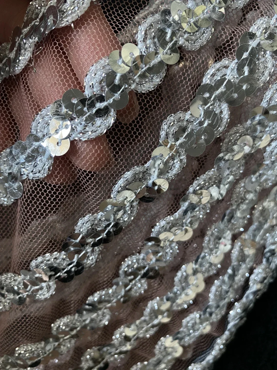 Sukienka klubowa na imprezę, srebrna cekinowa mini sukienka z frędzlami, seksowna sukienka showgirl na występ taneczny, kostium sceniczny, damska sukienka na imprezę.