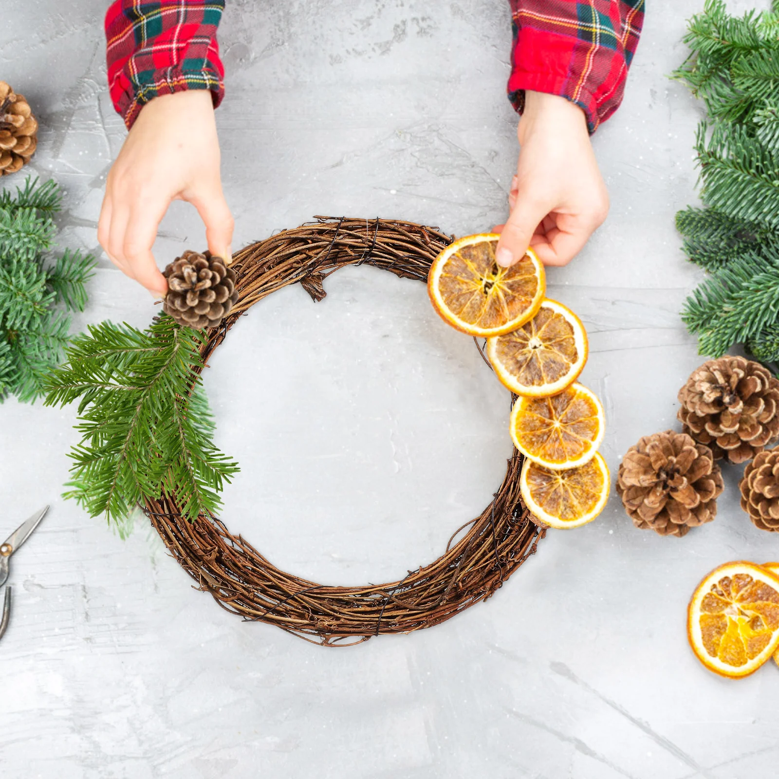 

4Pcs Handcrafted Grapevine Wreaths Natural Vine Fall Door Decor Autumn Thanksgiving Wreath Frames for Front Door Indoor Outdoor