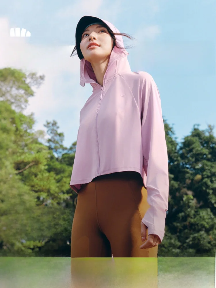 

Banana Le Women's Summer Ice Silk Cooling UV Protection Clothing Versatile Mosquito Repellent awl Faionable ort Sle